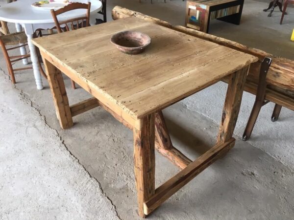 Farm table, τραπέζι φαγητού, τραπεζαρία από παλιά ξυλεία